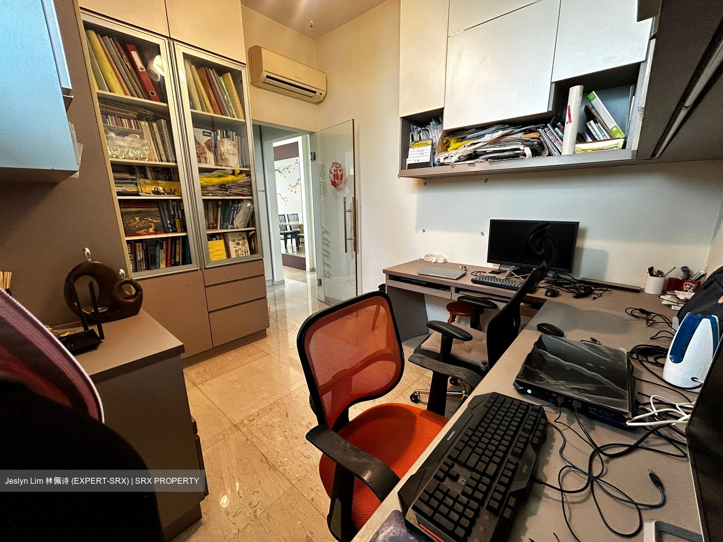 Phillips Avenue (D19), Semi-Detached #572768851